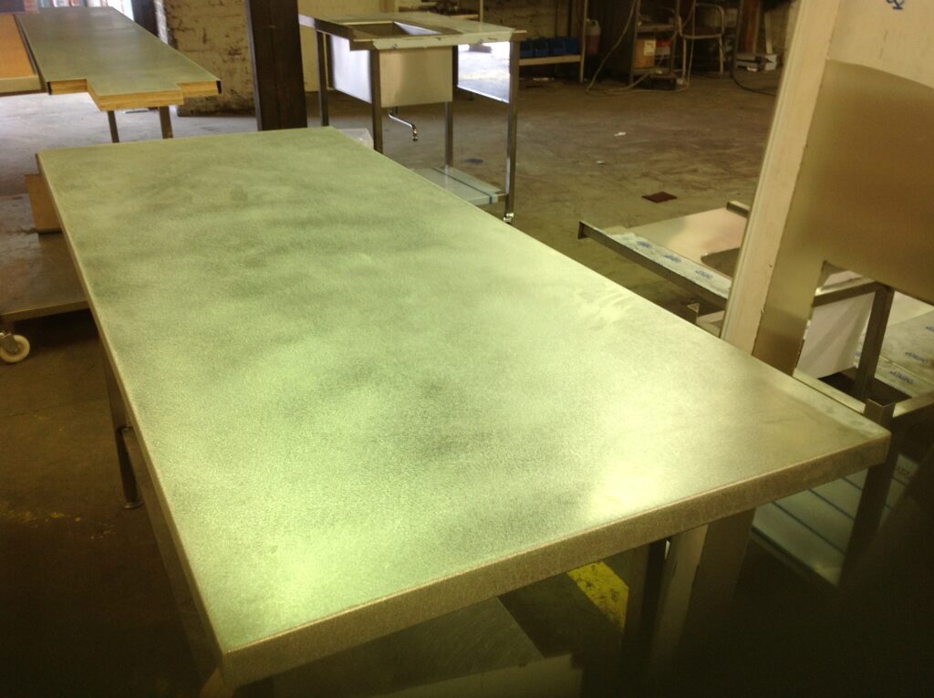 Metal Bar Top