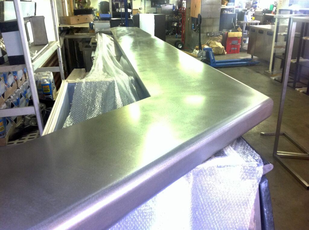 Bull Nose Metal Bar Top